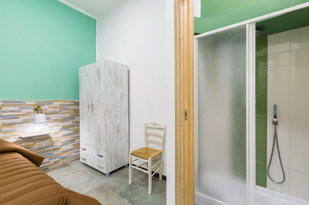 Gelso Complex Studios And Flat By Napoliapartments Eksteriør billede